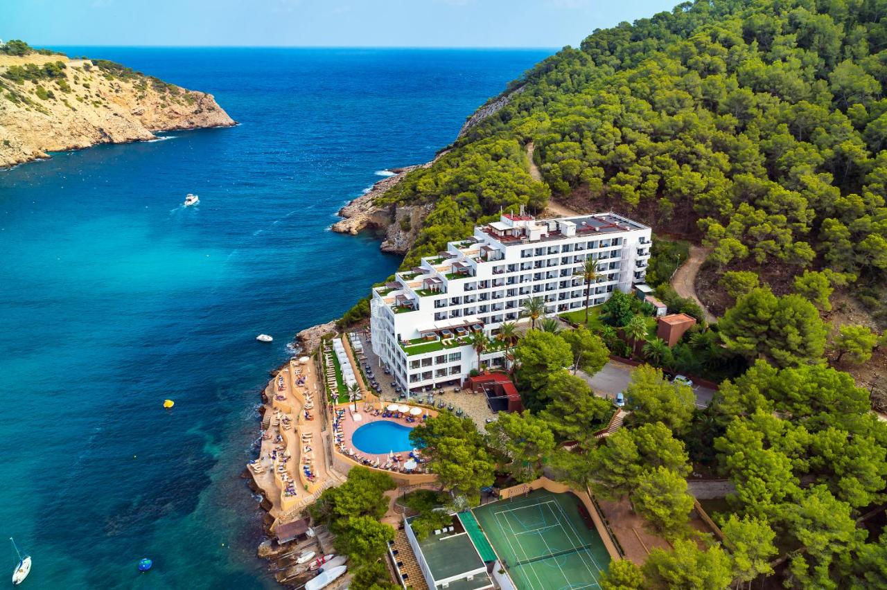 Spānija - Ibiza 15.04 - 18.04.2026 Hotel Palladium Cala LLonga 4*.  deluxe: 2-viet.,  All inclusive.