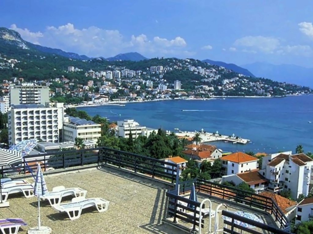 Melnkalne 07.06.2026—14.06.2026 La Mer 4*  Dbl Budget / 2AD, BB